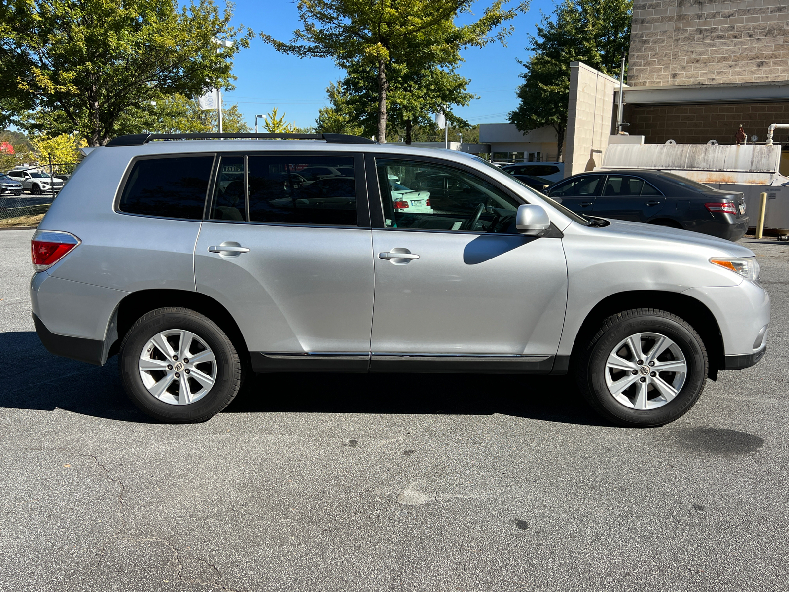 2012 Toyota Highlander Base 8