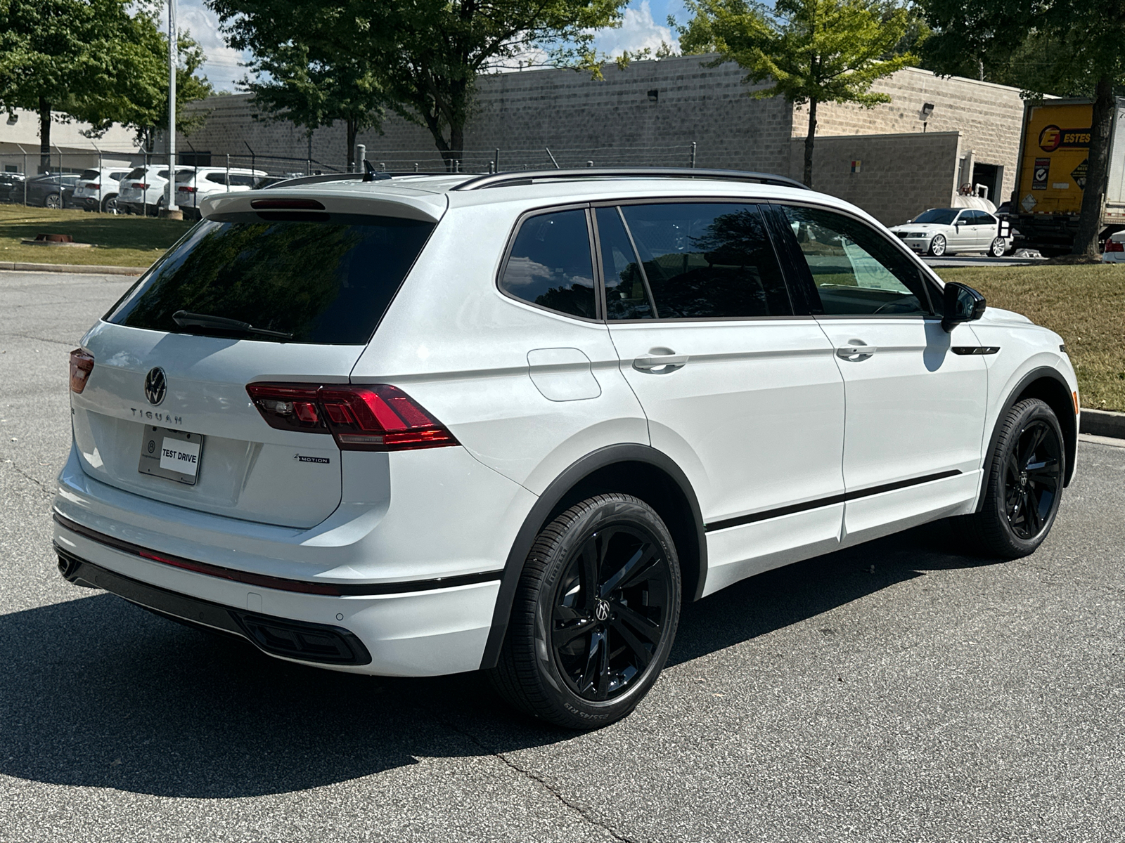 2024 Volkswagen Tiguan 2.0T SE R-Line Black 7