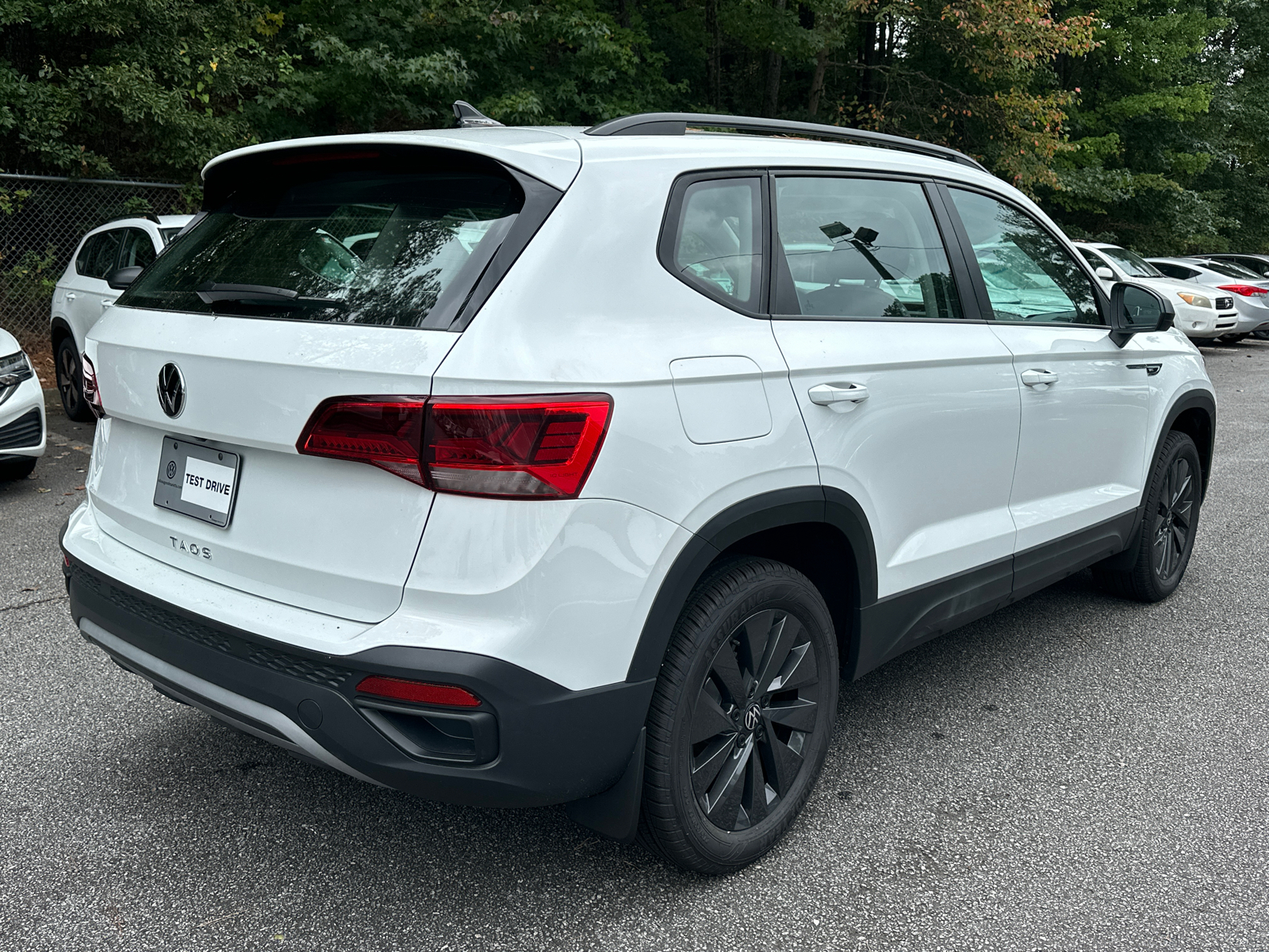 2024 Volkswagen Taos 1.5T S 7