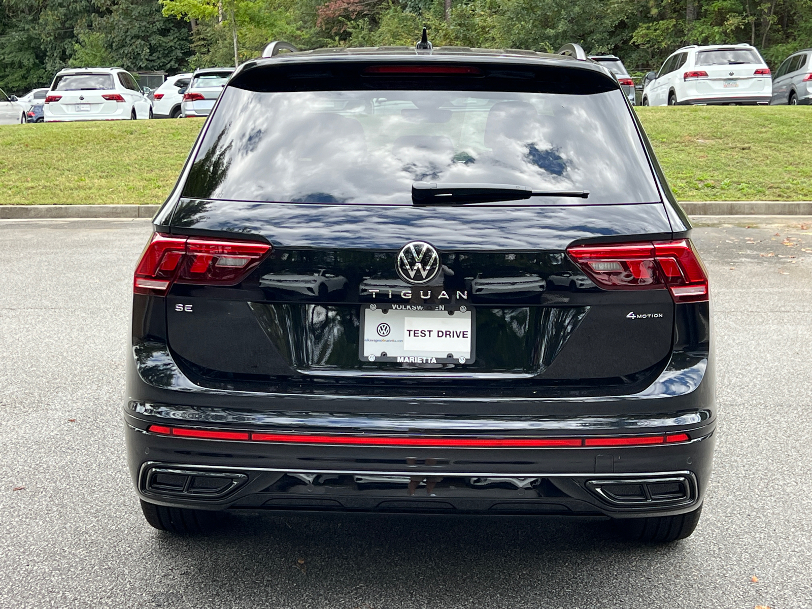 2024 Volkswagen Tiguan 2.0T SE R-Line Black 6