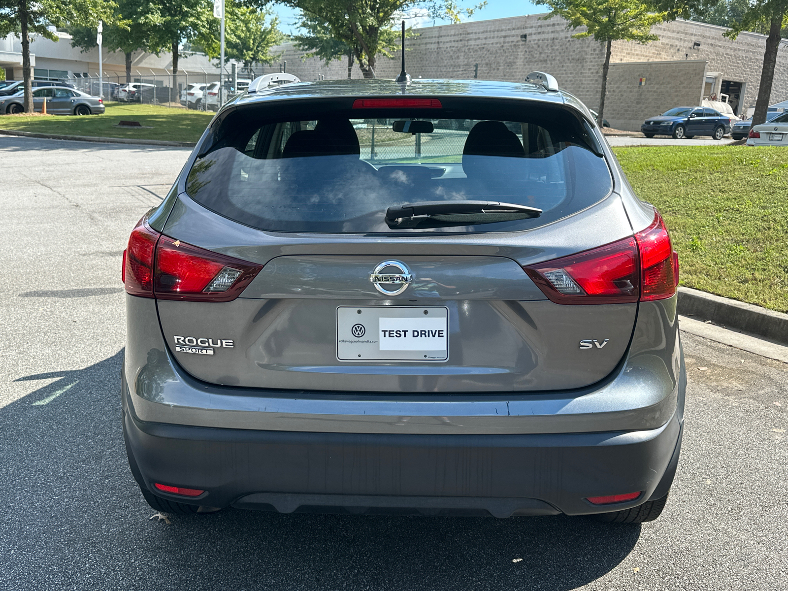 2017 Nissan Rogue Sport SV 6