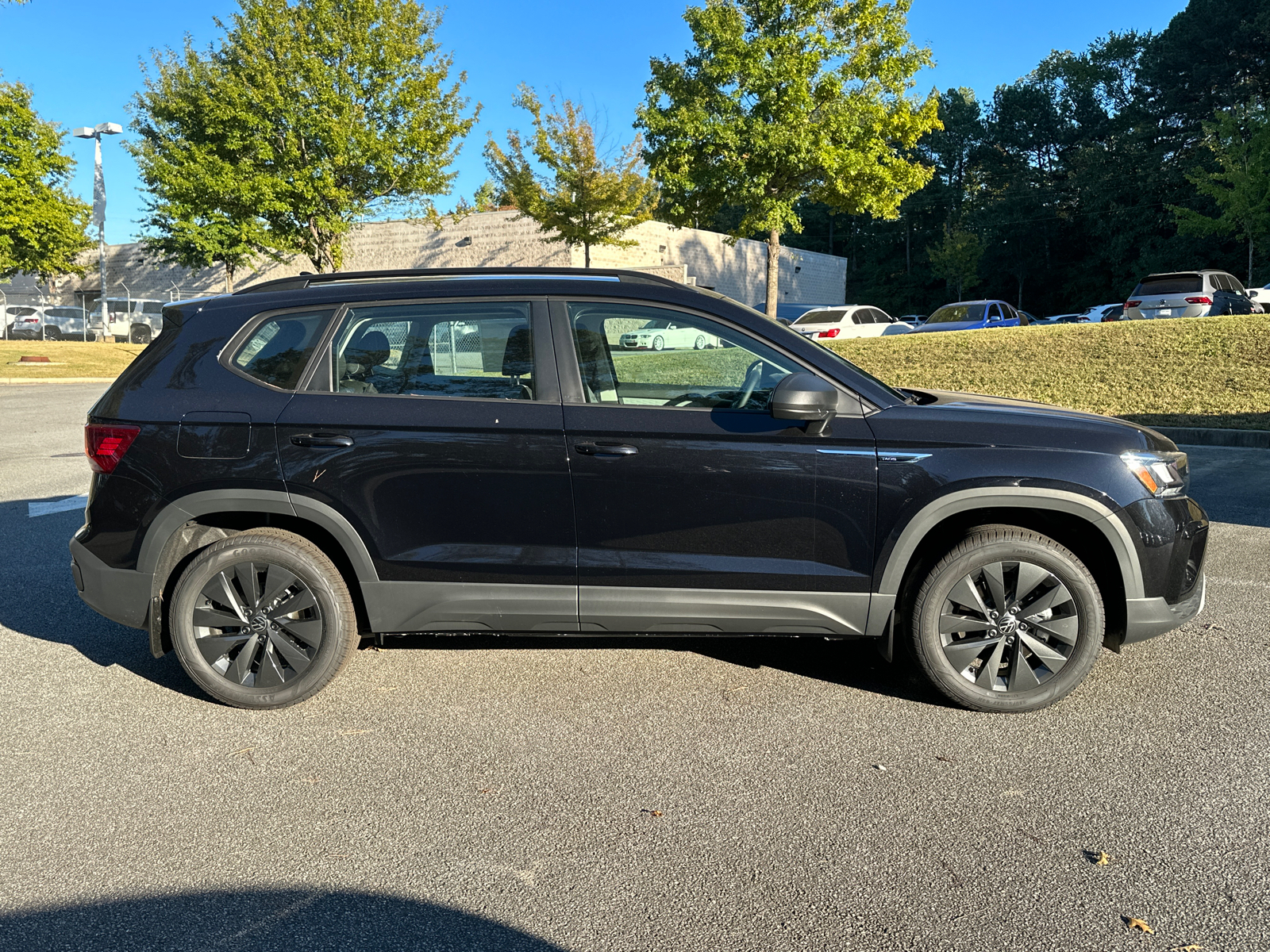 2024 Volkswagen Taos 1.5T S 8