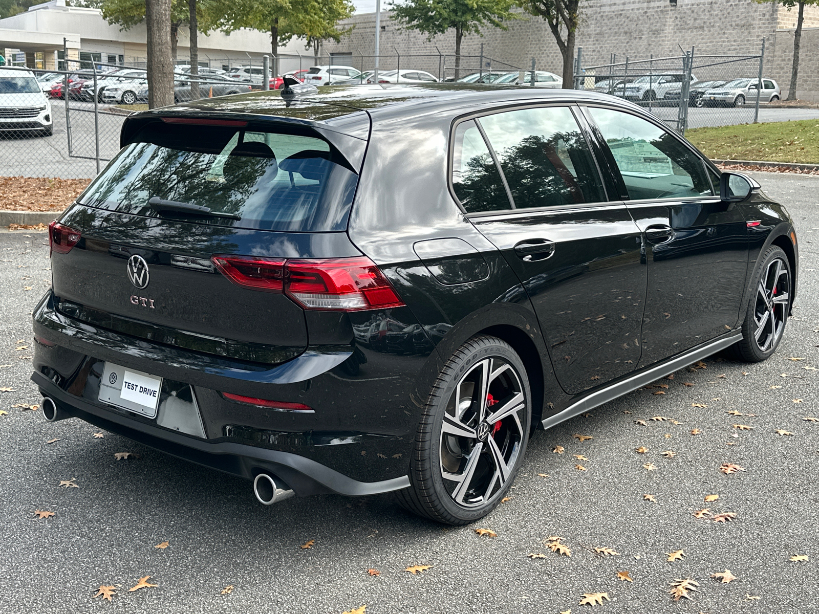 2024 Volkswagen Golf GTI 2.0T SE 7