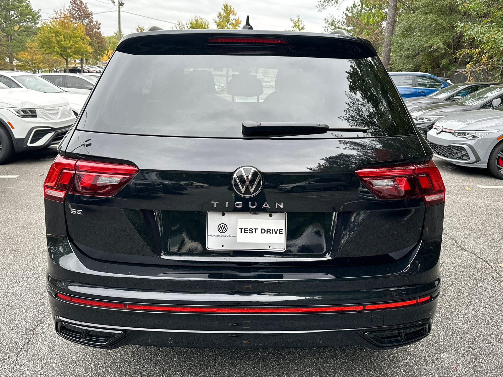 2024 Volkswagen Tiguan 2.0T SE R-Line Black 6