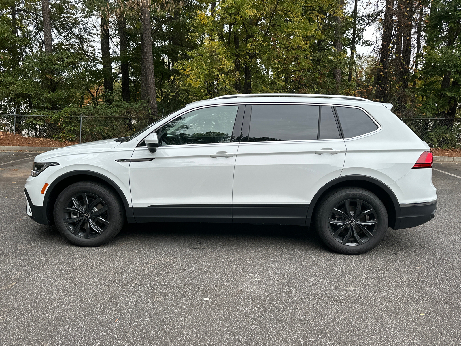 2024 Volkswagen Tiguan  4