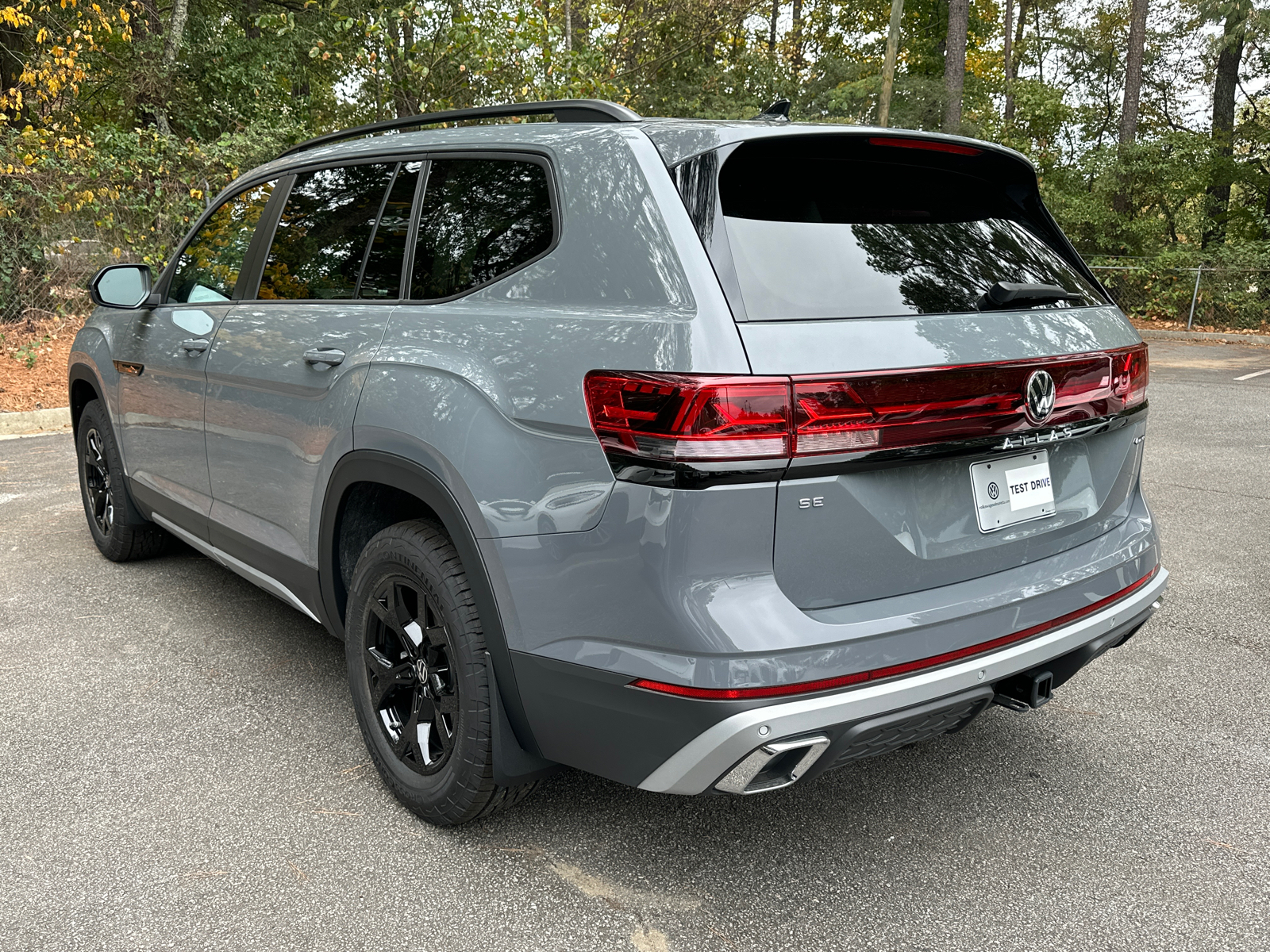 2024 Volkswagen Atlas 2.0T Peak Edition SE w/Technology 5