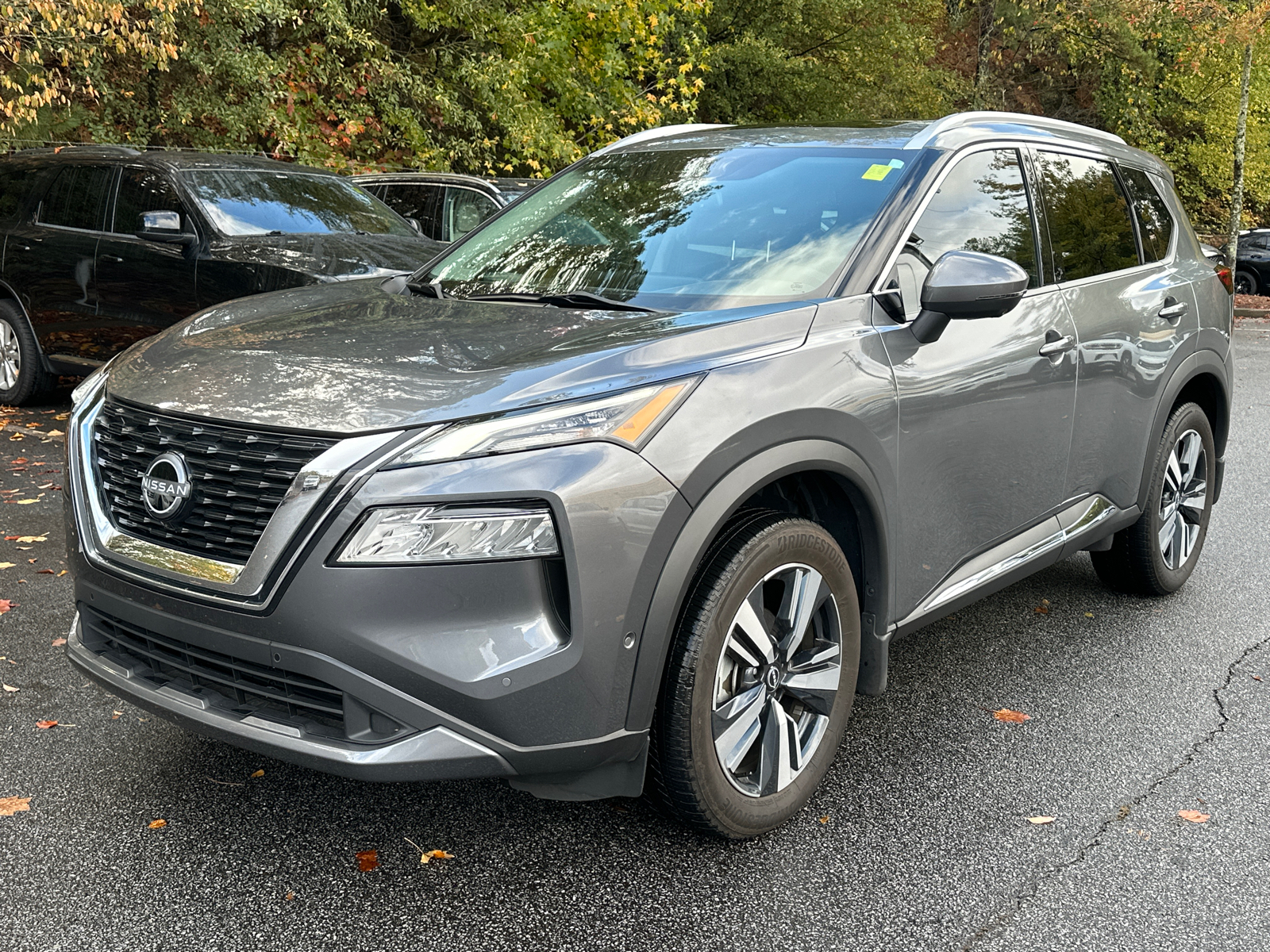 2023 Nissan Rogue SL 3