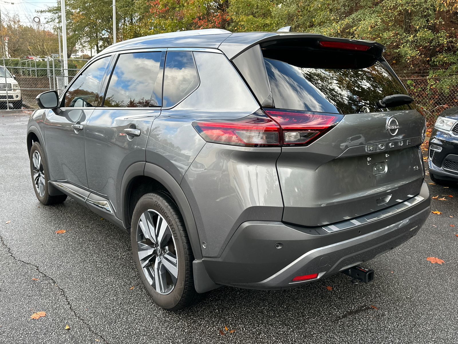 2023 Nissan Rogue SL 5