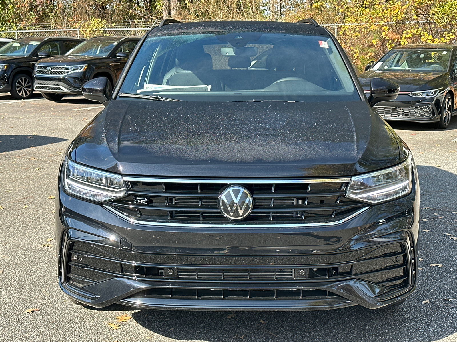 2024 Volkswagen Tiguan 2.0T SE R-Line Black 2