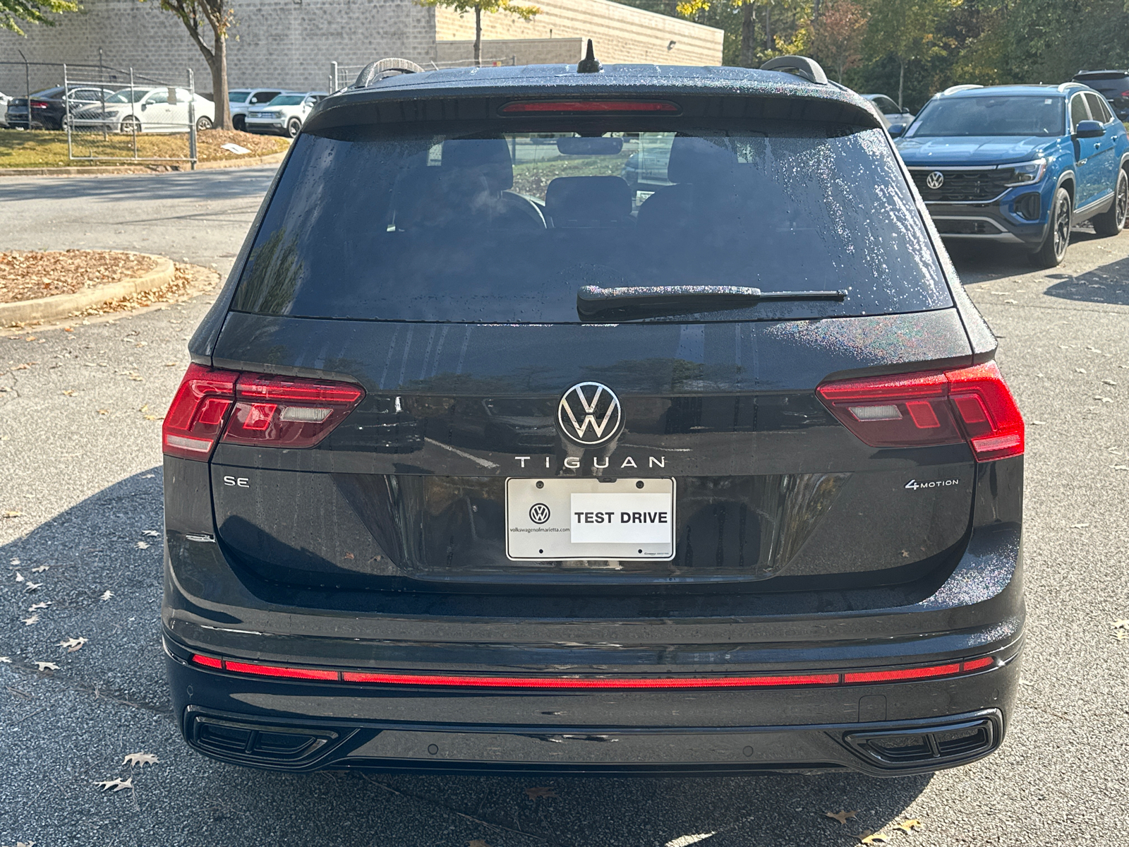 2024 Volkswagen Tiguan 2.0T SE R-Line Black 6