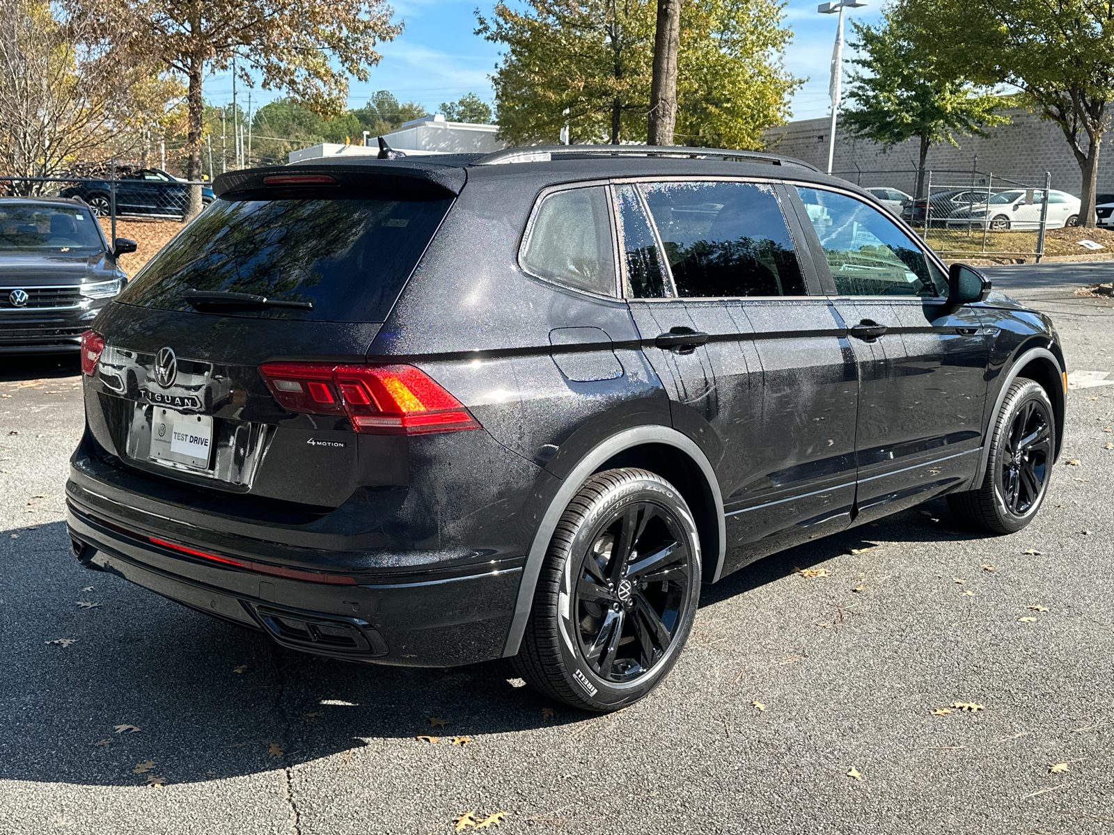 2024 Volkswagen Tiguan 2.0T SE R-Line Black 7