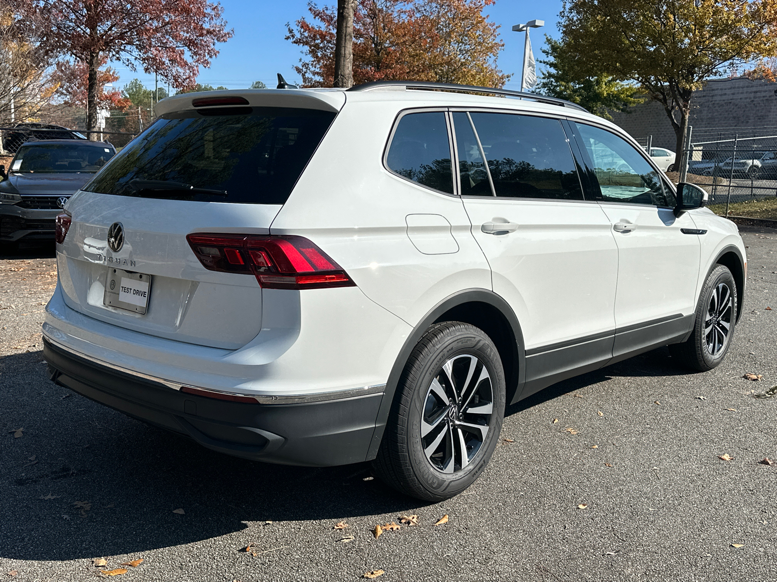 2024 Volkswagen Tiguan 2.0T S 7