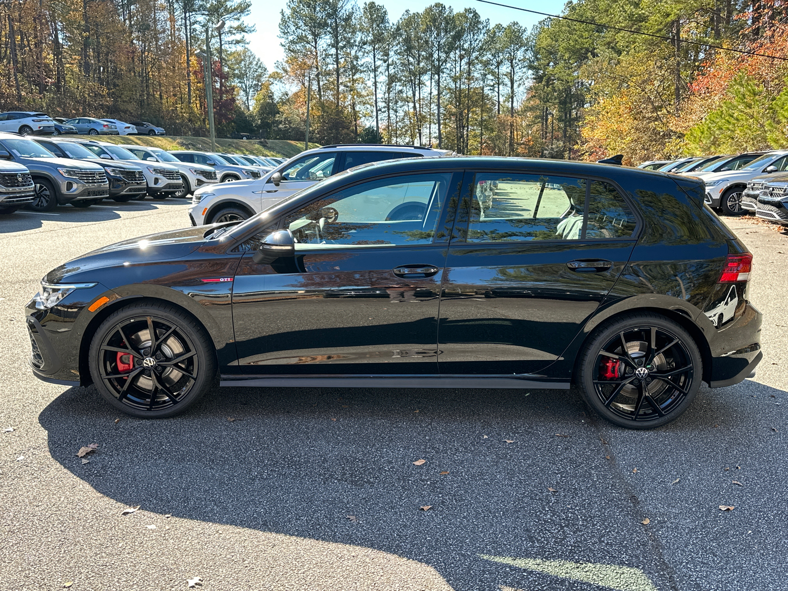 2024 Volkswagen Golf GTI SE 4