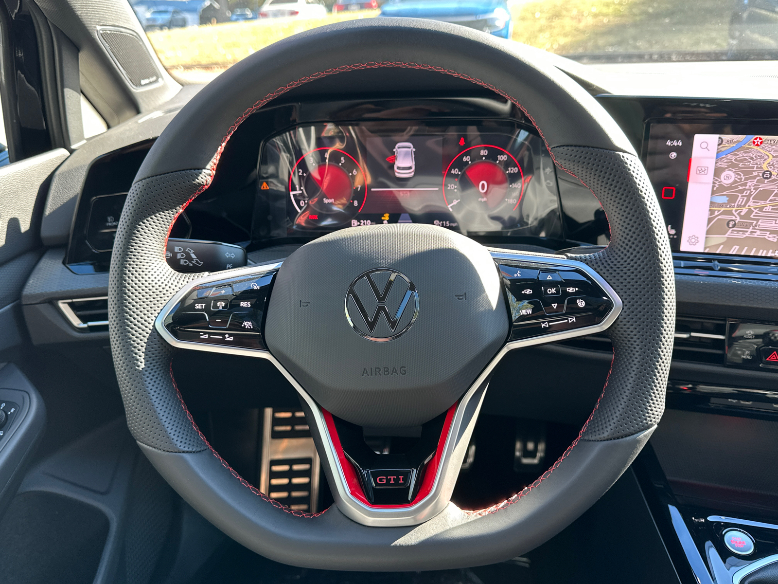 2024 Volkswagen Golf GTI SE 23