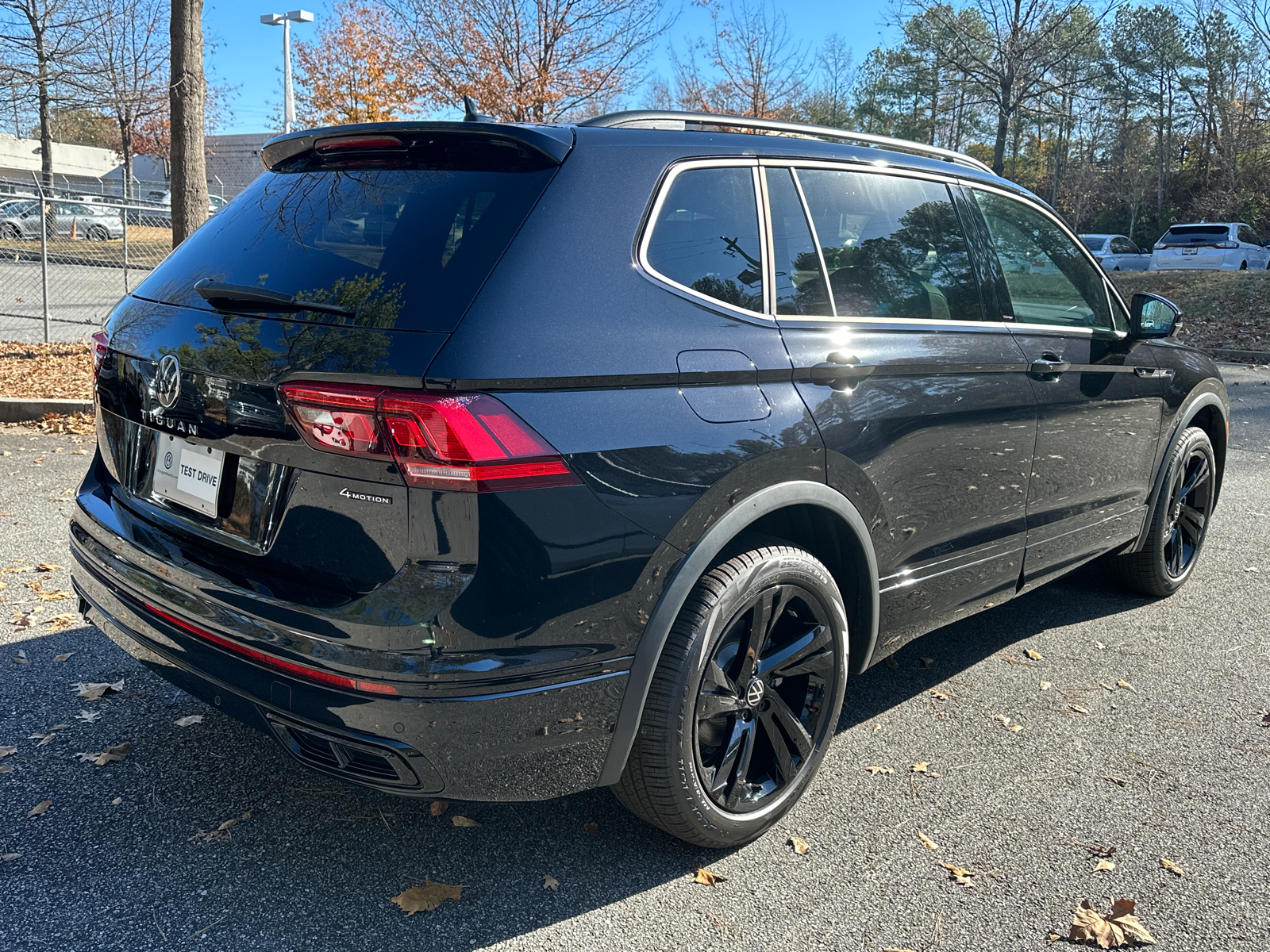 2024 Volkswagen Tiguan 2.0T SE R-Line Black 7