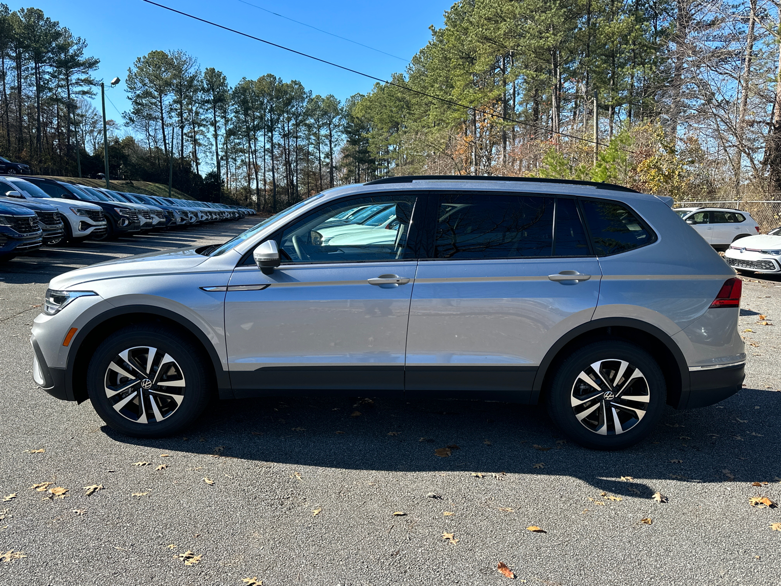 2024 Volkswagen Tiguan 2.0T S 4