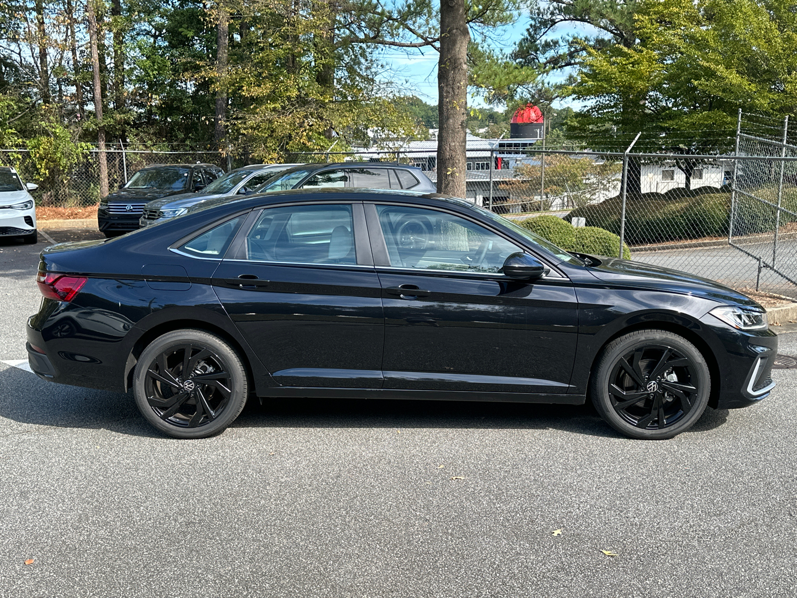 2025 Volkswagen Jetta 1.5T SE 8