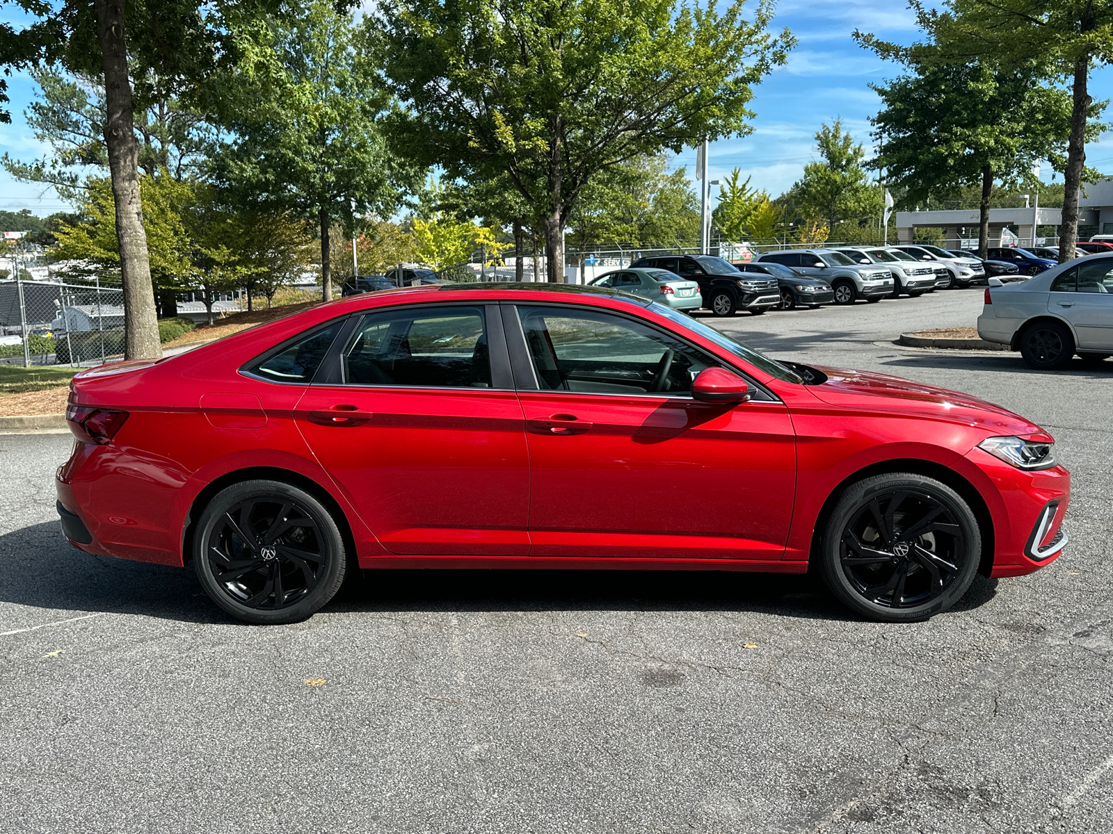 2025 Volkswagen Jetta 1.5T SE 8