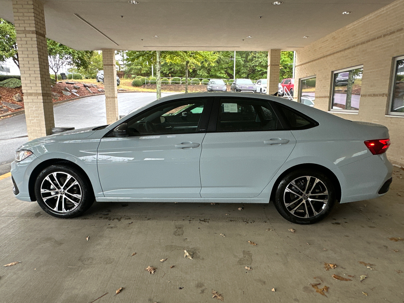 2025 Volkswagen Jetta 1.5T Sport 4