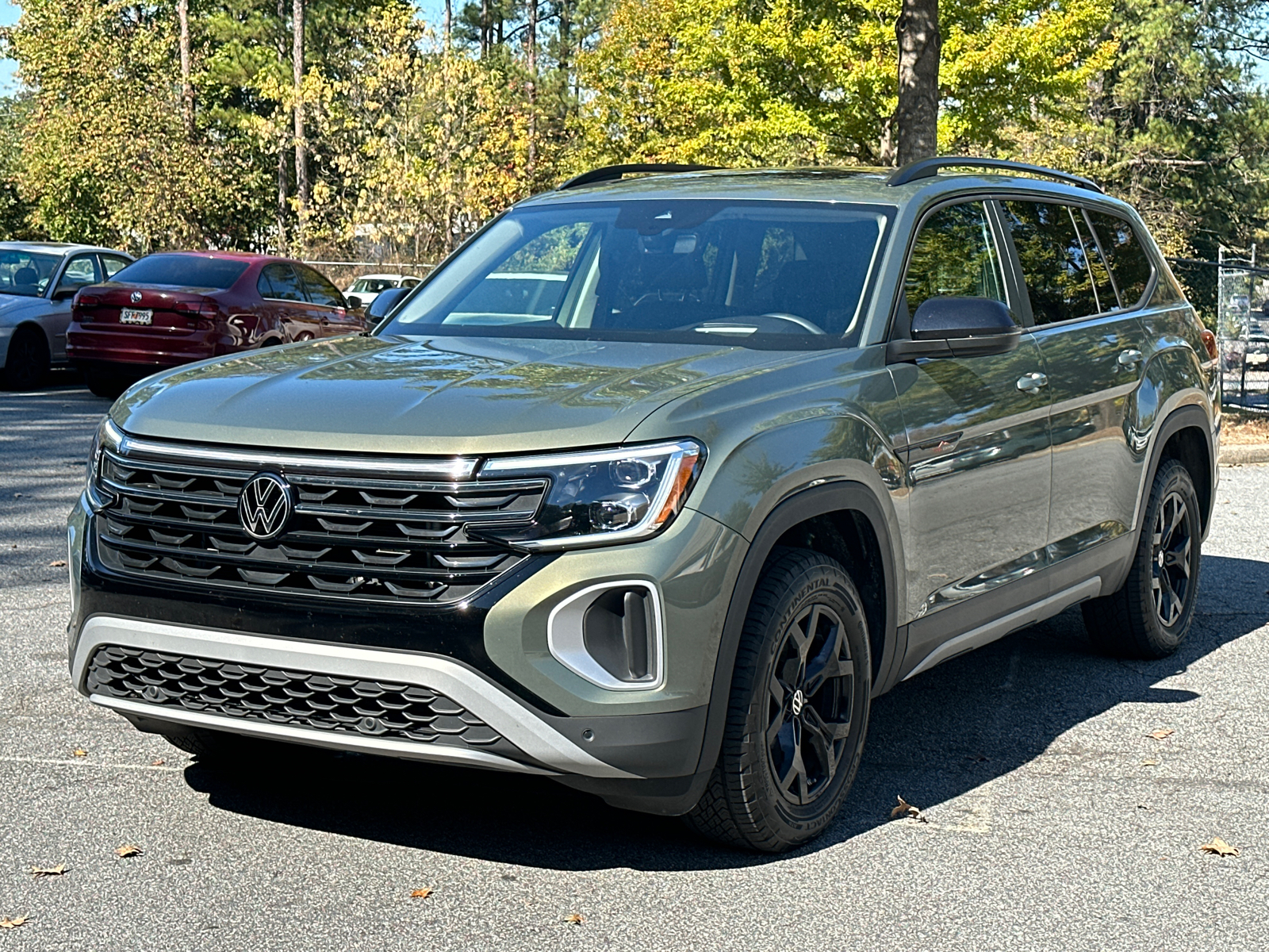 2024 Volkswagen Atlas 2.0T Peak Edition SEL 3