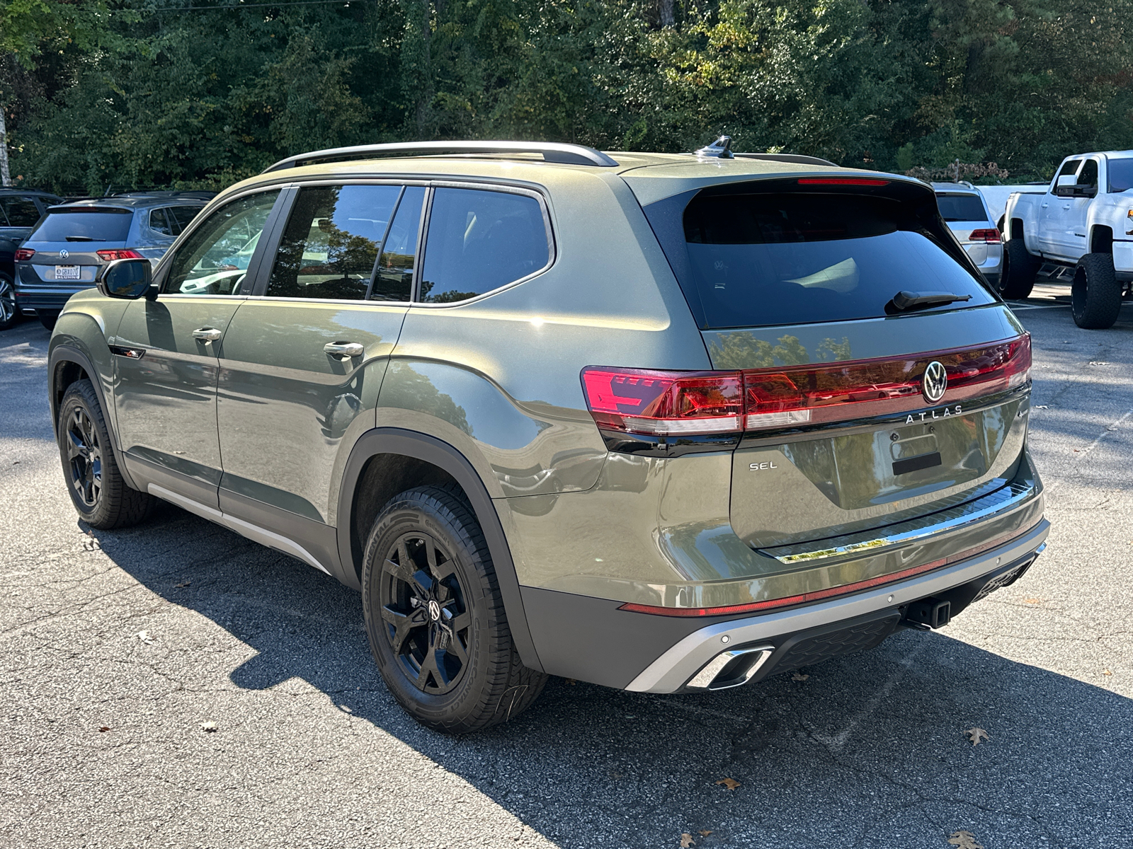 2024 Volkswagen Atlas 2.0T Peak Edition SEL 5