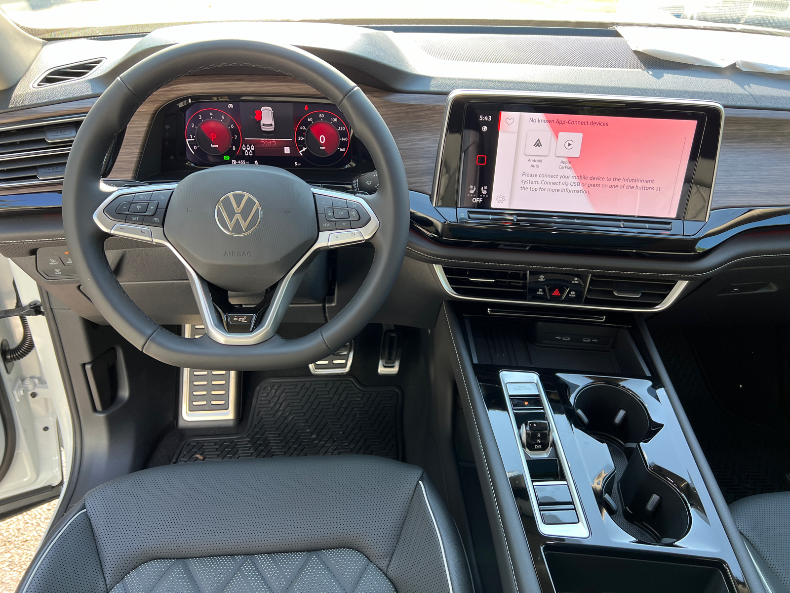 2025 Volkswagen Atlas 2.0T SEL Premium R-Line 17