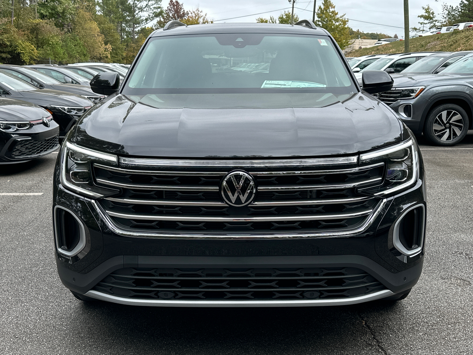 2025 Volkswagen Atlas 2.0T SE w/Technology 2