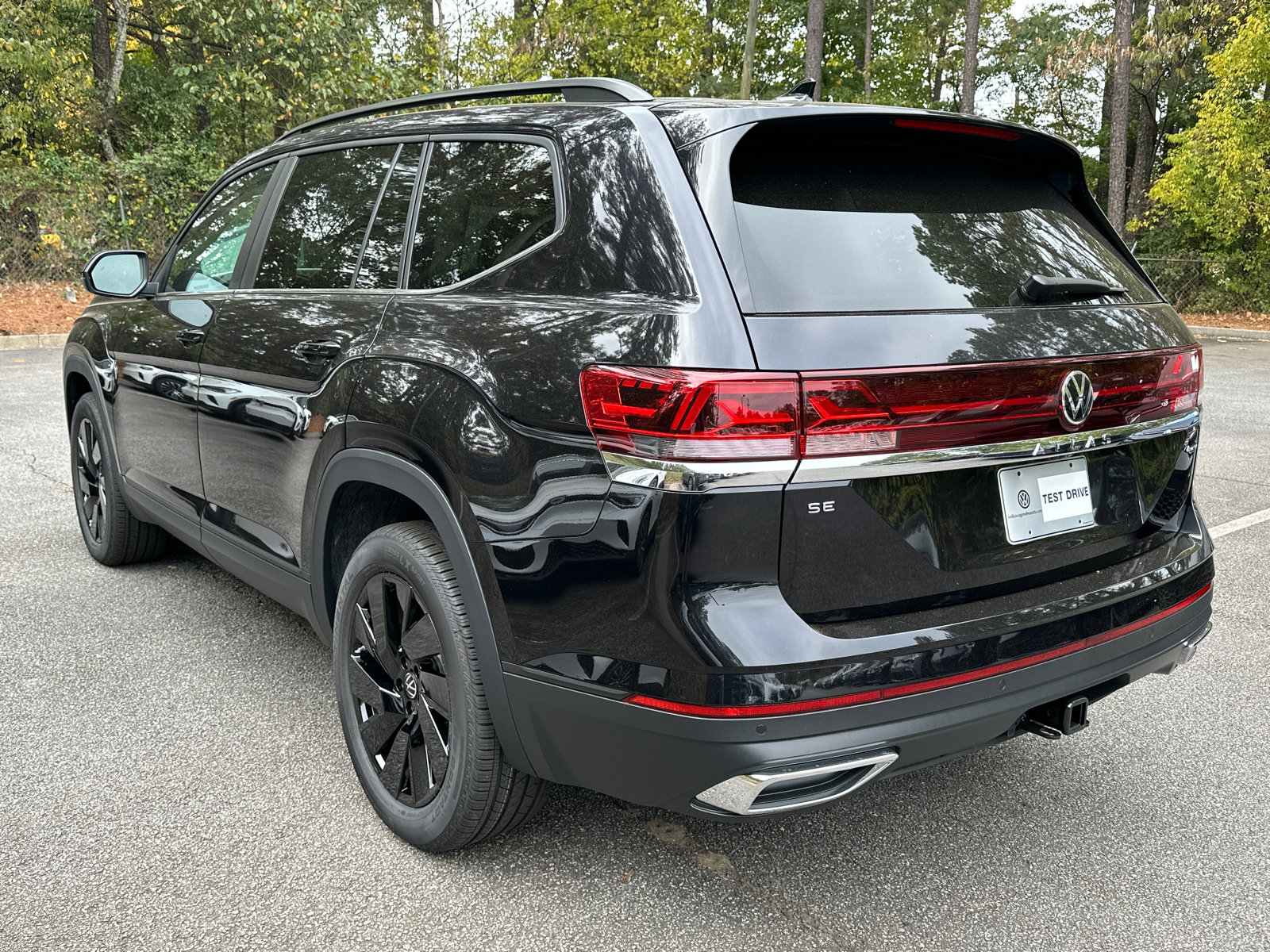 2025 Volkswagen Atlas 2.0T SE w/Technology 5