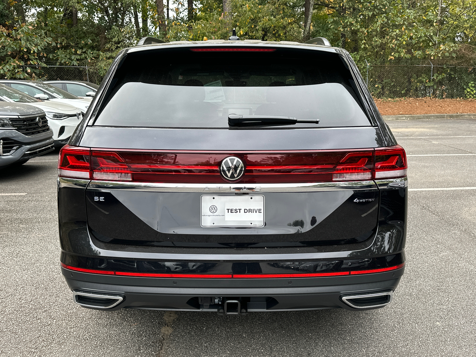 2025 Volkswagen Atlas 2.0T SE w/Technology 6