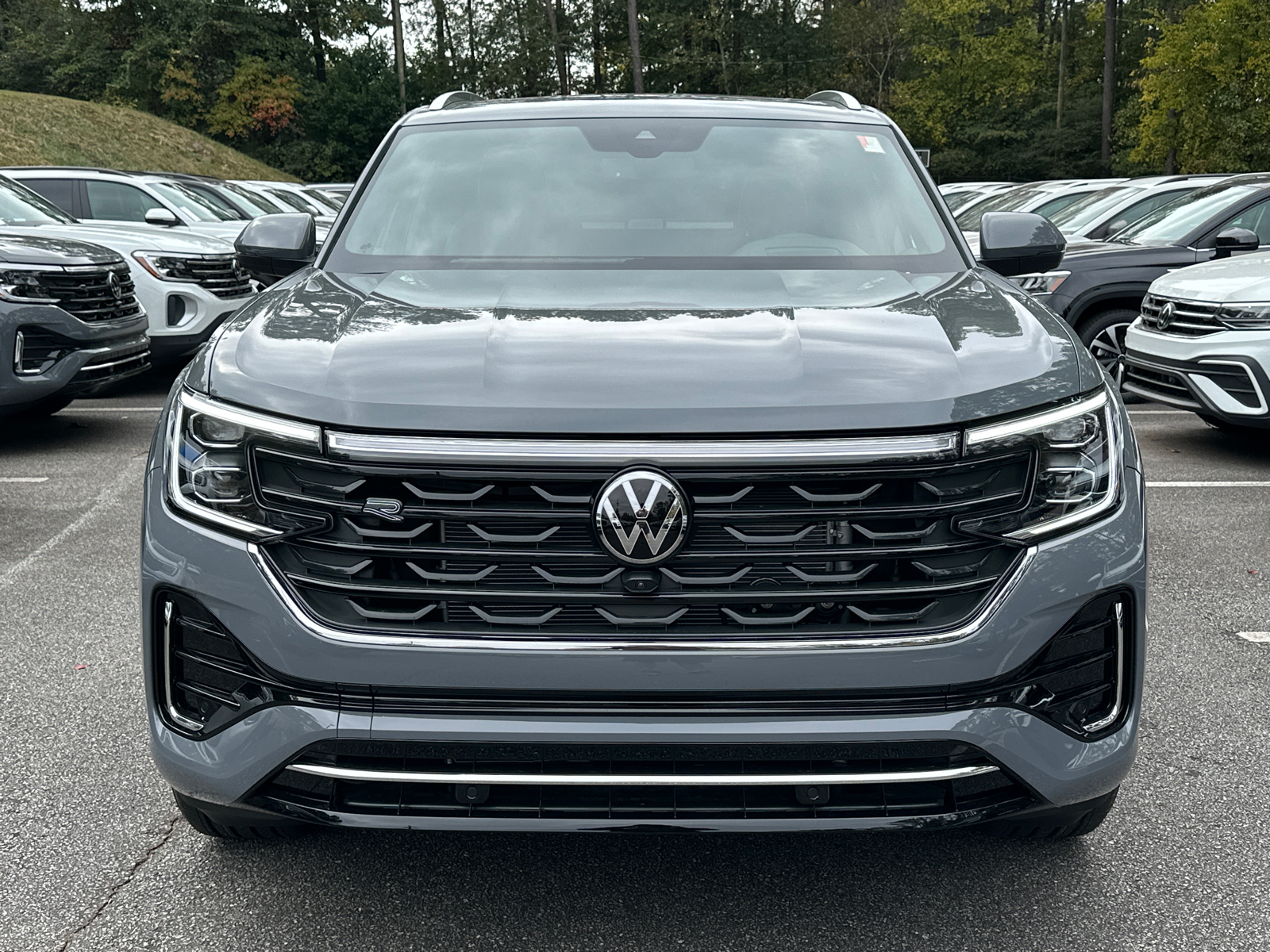 2025 Volkswagen Atlas Cross Sport 2.0T SEL Premium R-Line 2