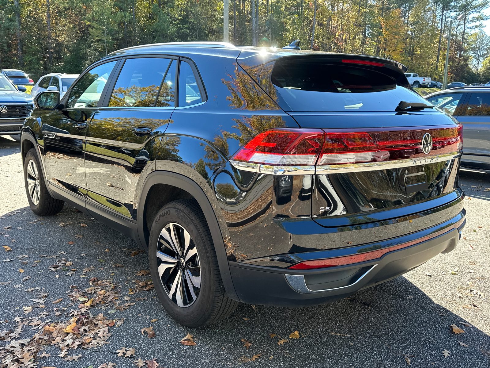 2024 Volkswagen Atlas Cross Sport 2.0T SE 5