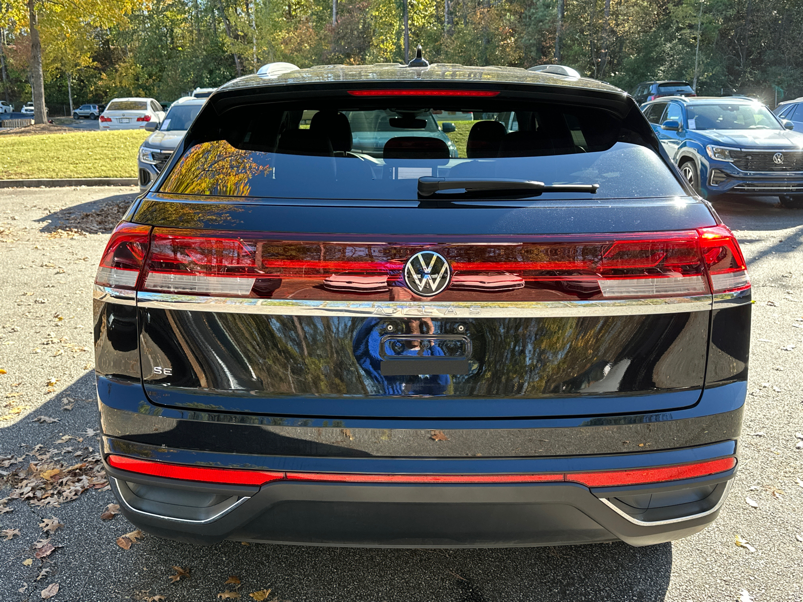 2024 Volkswagen Atlas Cross Sport 2.0T SE 6