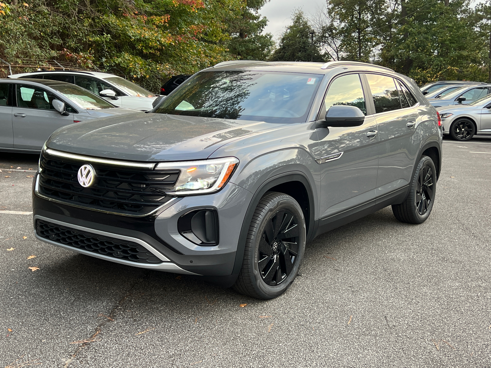 2025 Volkswagen Atlas Cross Sport 2.0T SE w/Technology 3