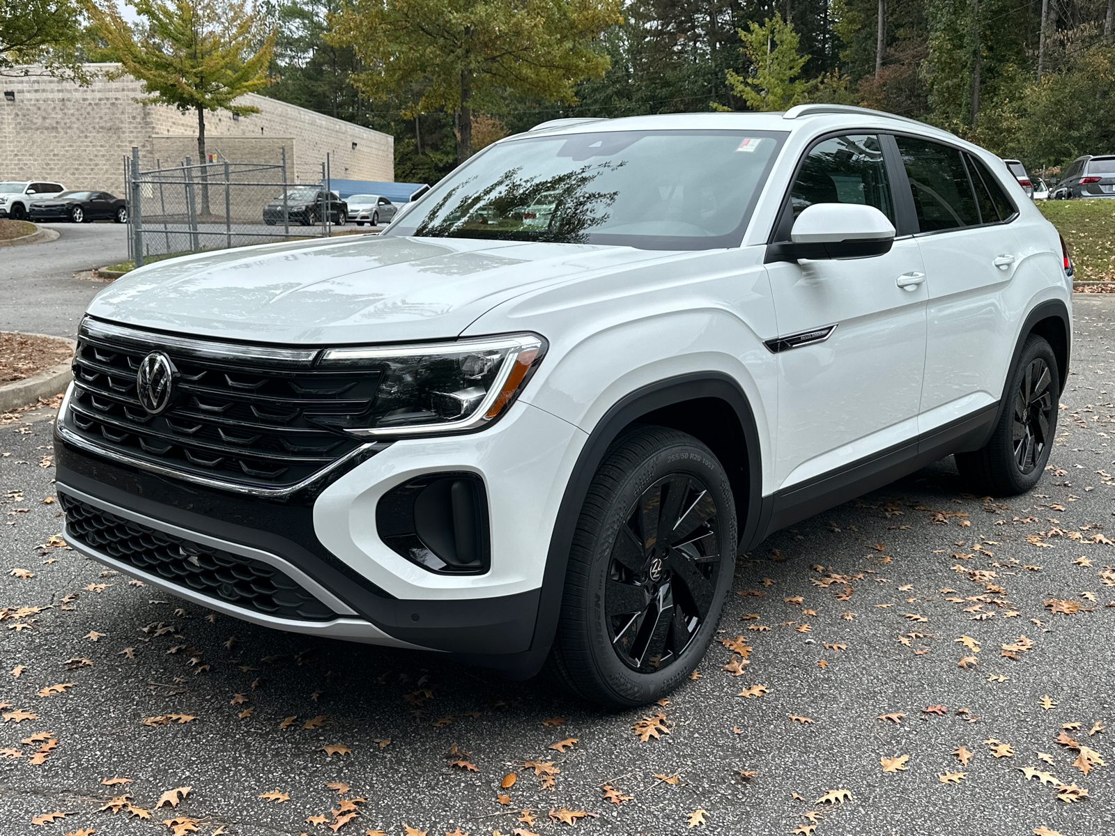 2025 Volkswagen Atlas Cross Sport 2.0T SE w/Technology 3