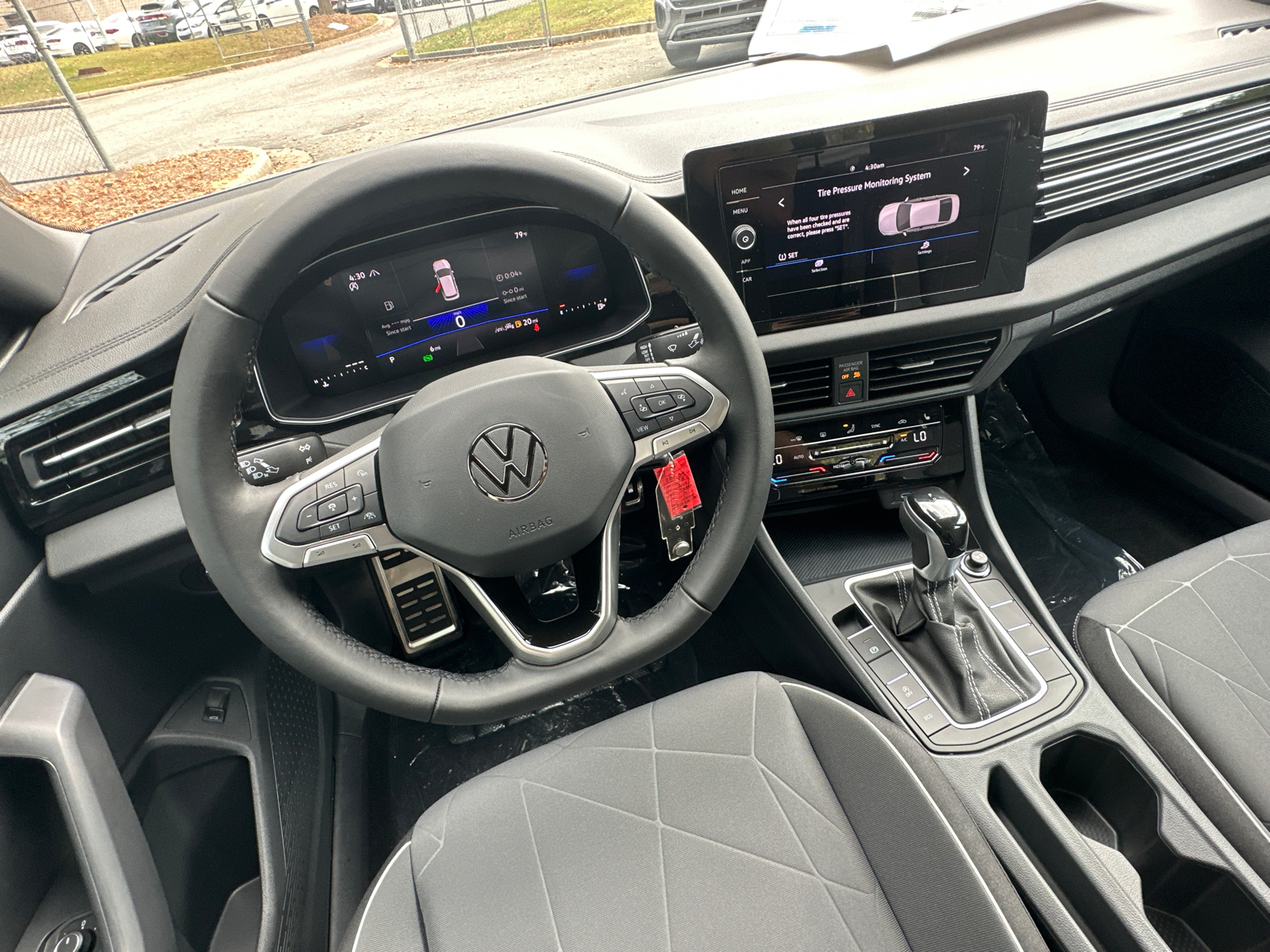 2025 Volkswagen Jetta Sport 28