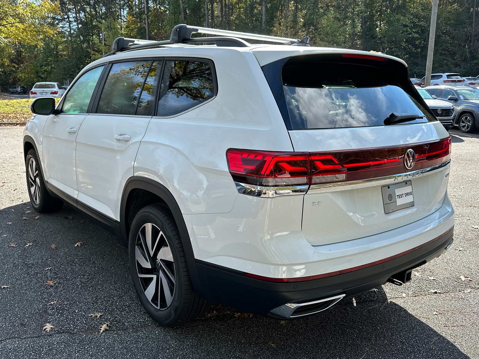 2025 Volkswagen Atlas 2.0T SE w/Technology 5