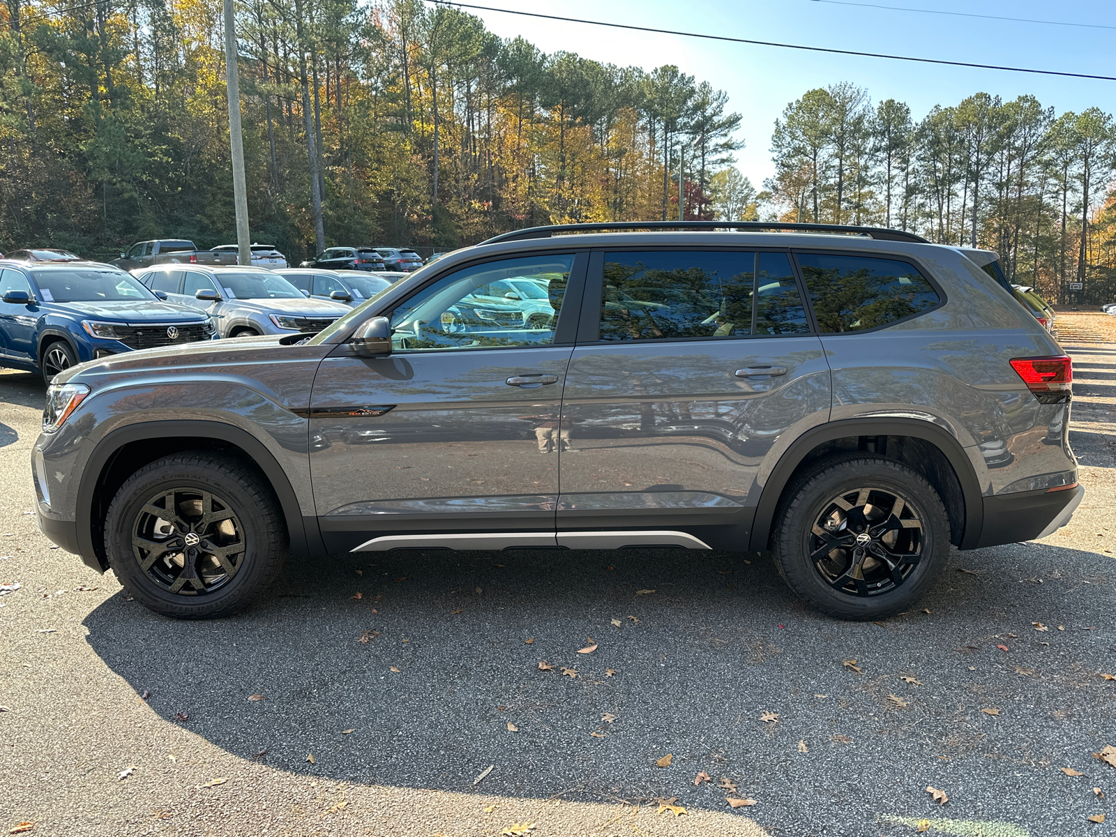 2025 Volkswagen Atlas  4