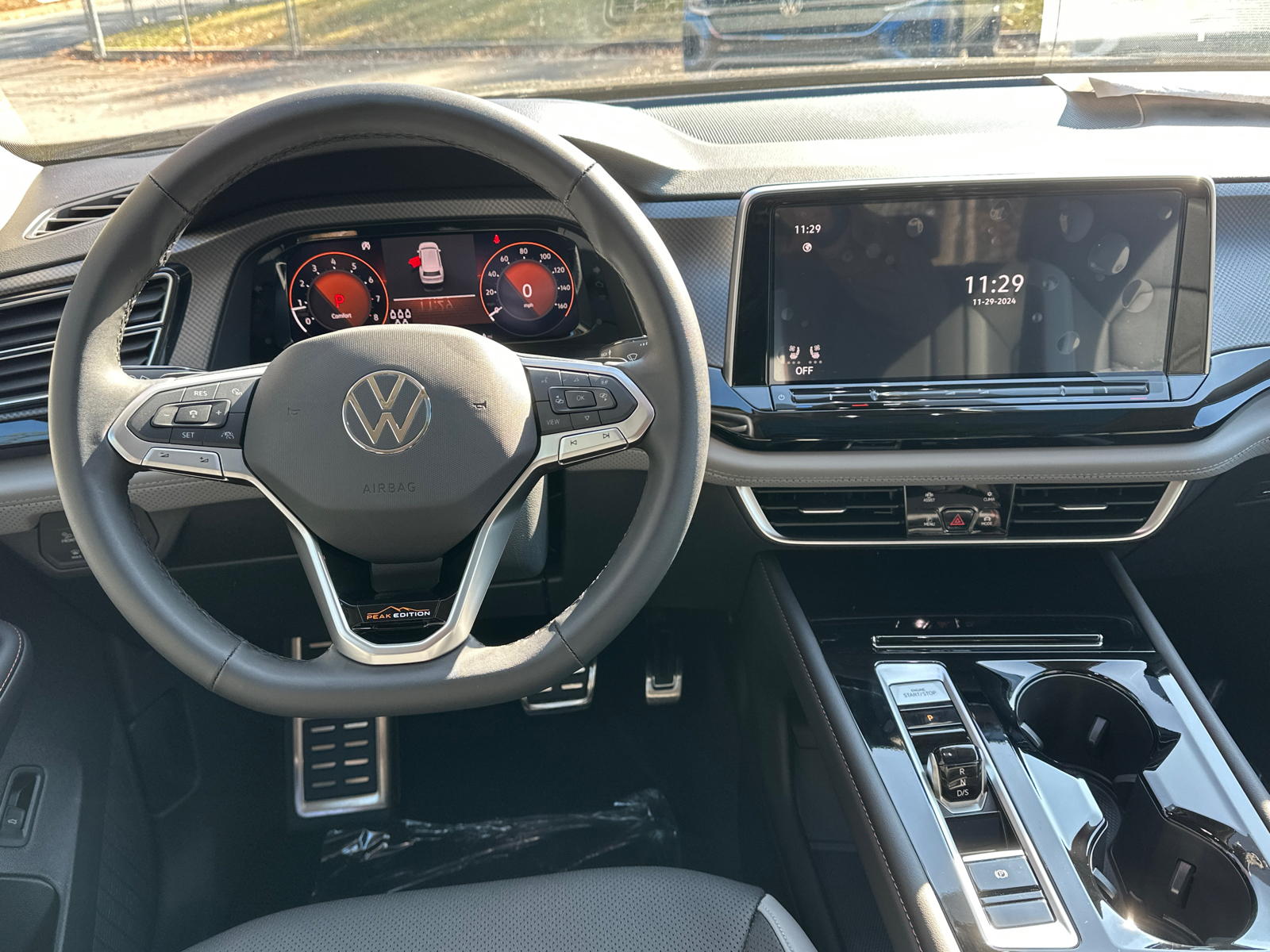 2025 Volkswagen Atlas  25