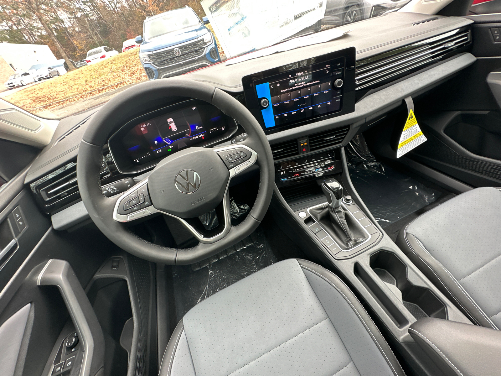 2025 Volkswagen Jetta 1.5T SE 28