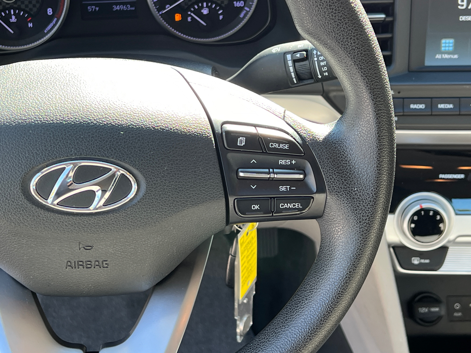 2019 Hyundai Elantra SEL 18