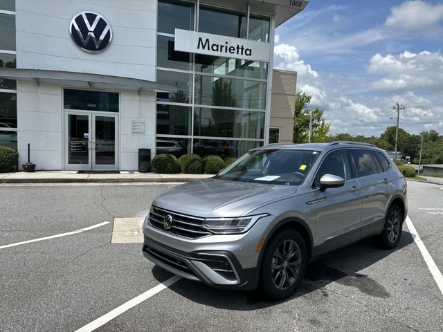 2023 Volkswagen Tiguan 2.0T SE 3