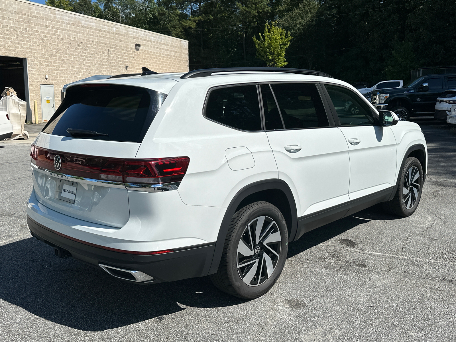 2024 Volkswagen Atlas 2.0T SE w/Technology 7