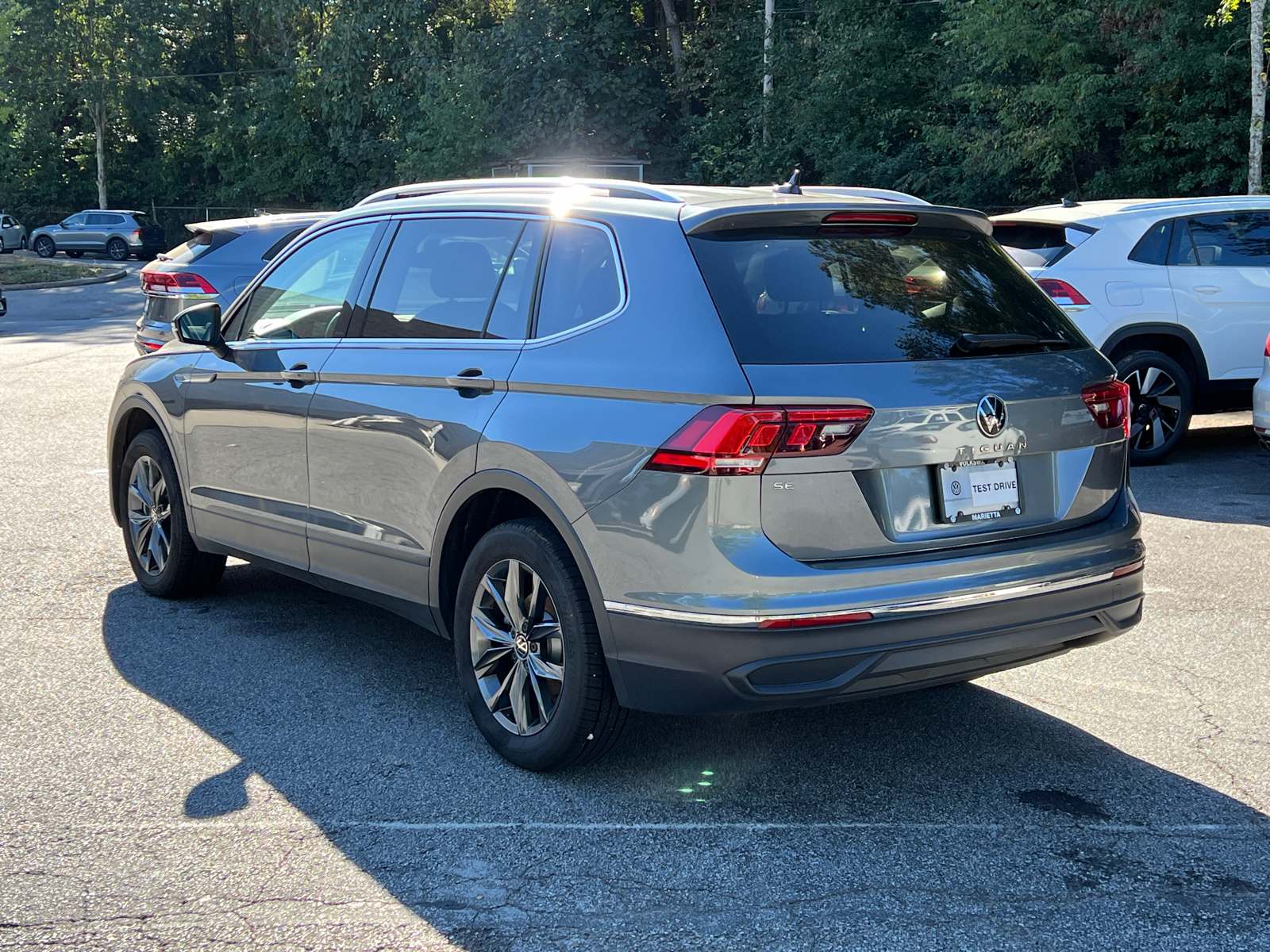 2024 Volkswagen Tiguan 2.0T SE 5