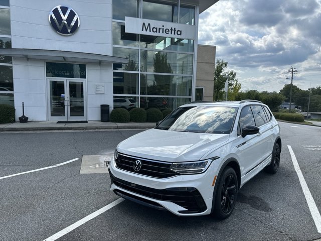 2024 Volkswagen Tiguan 2.0T SE R-Line Black 3