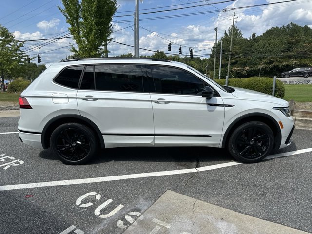 2024 Volkswagen Tiguan 2.0T SE R-Line Black 8