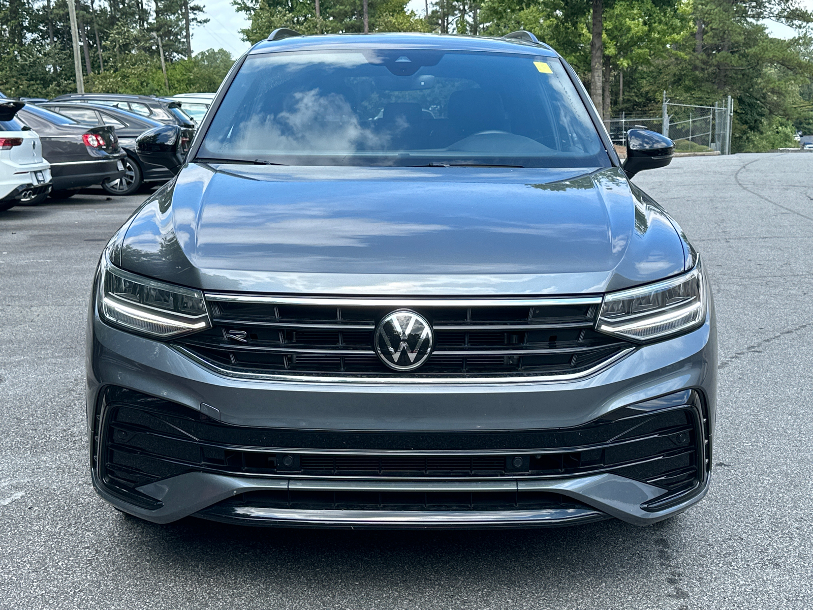 2023 Volkswagen Tiguan 2.0T SE R-Line Black 2