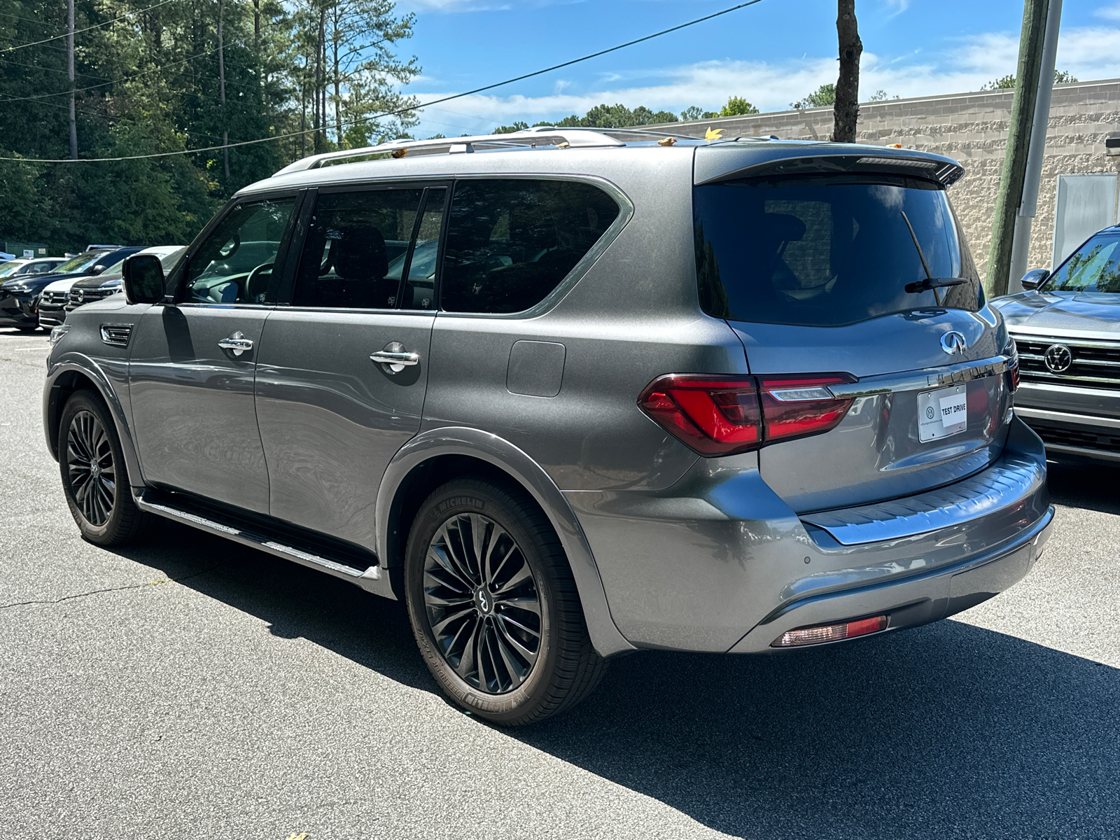 2021 INFINITI QX80 Premium Select 5