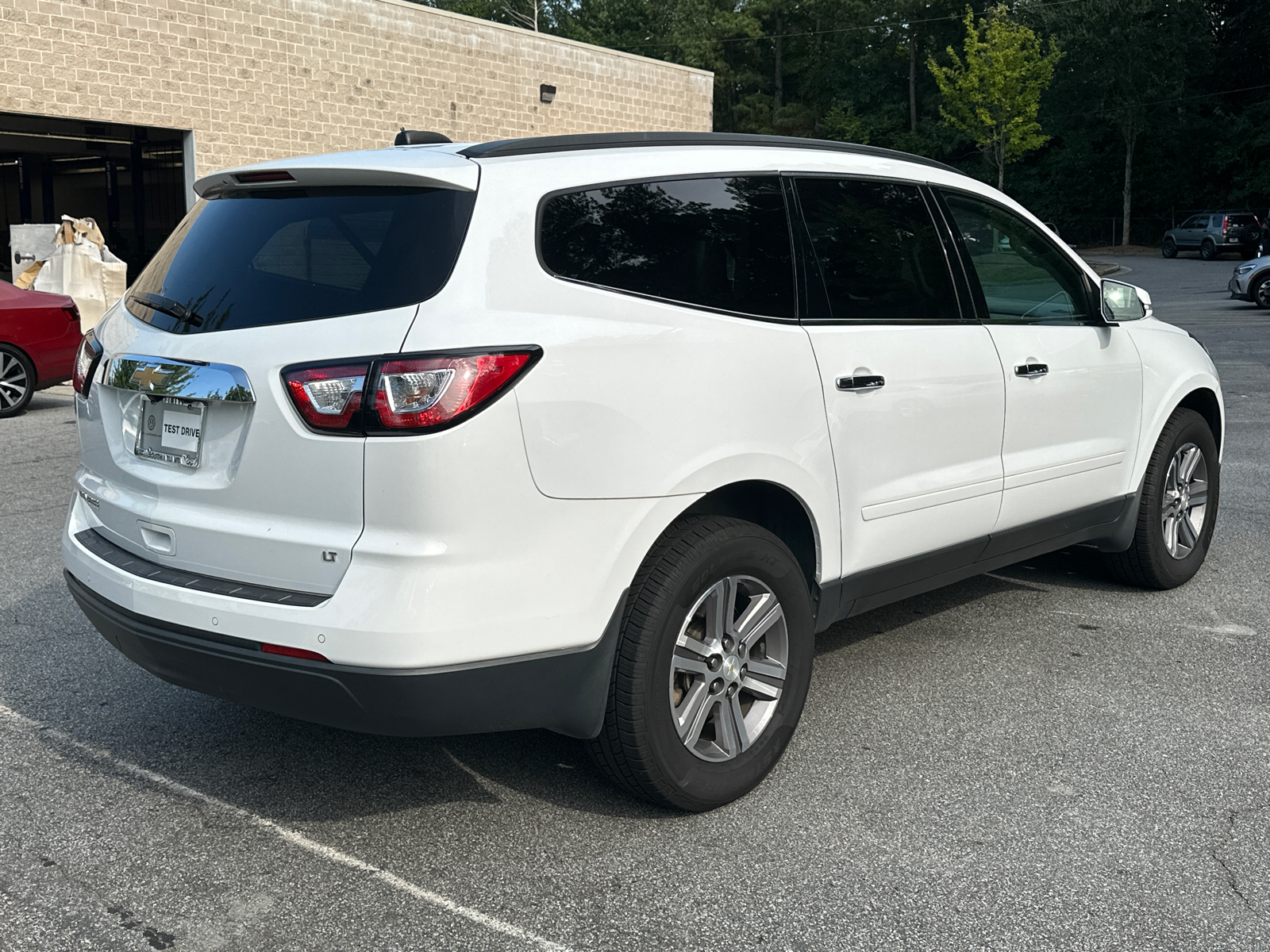 2017 Chevrolet Traverse 2LT 7