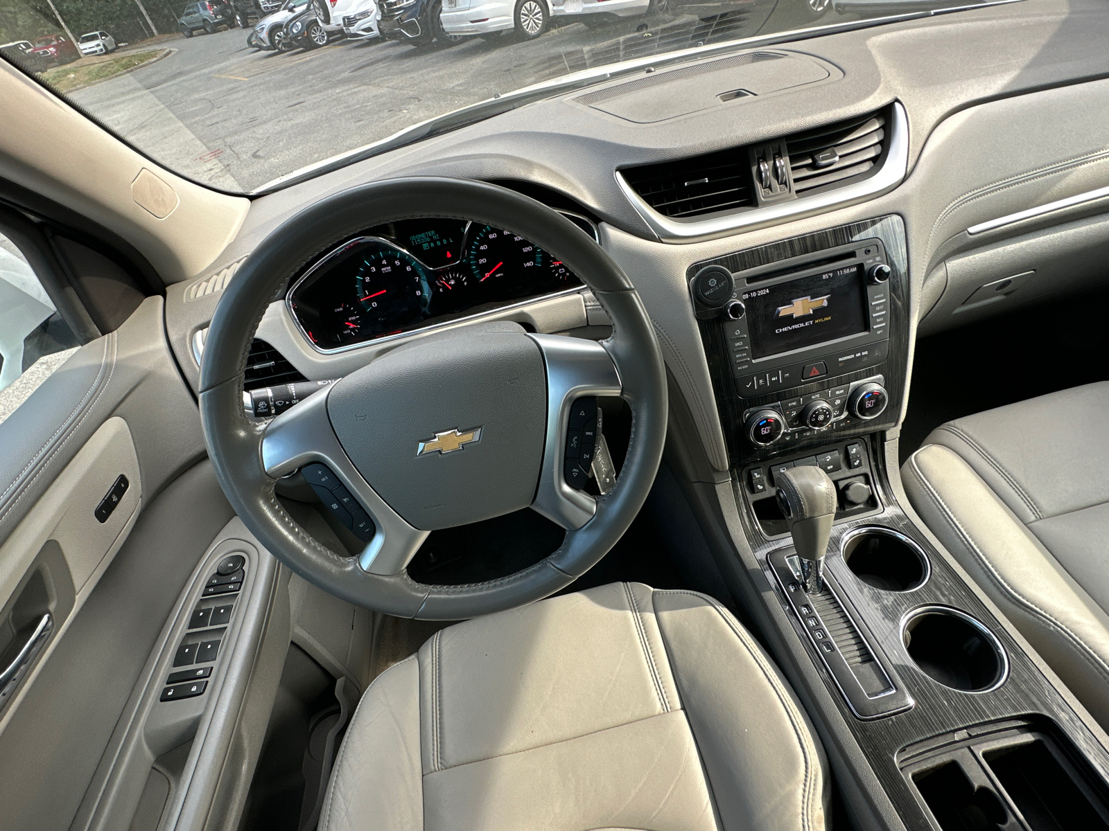 2017 Chevrolet Traverse 2LT 31