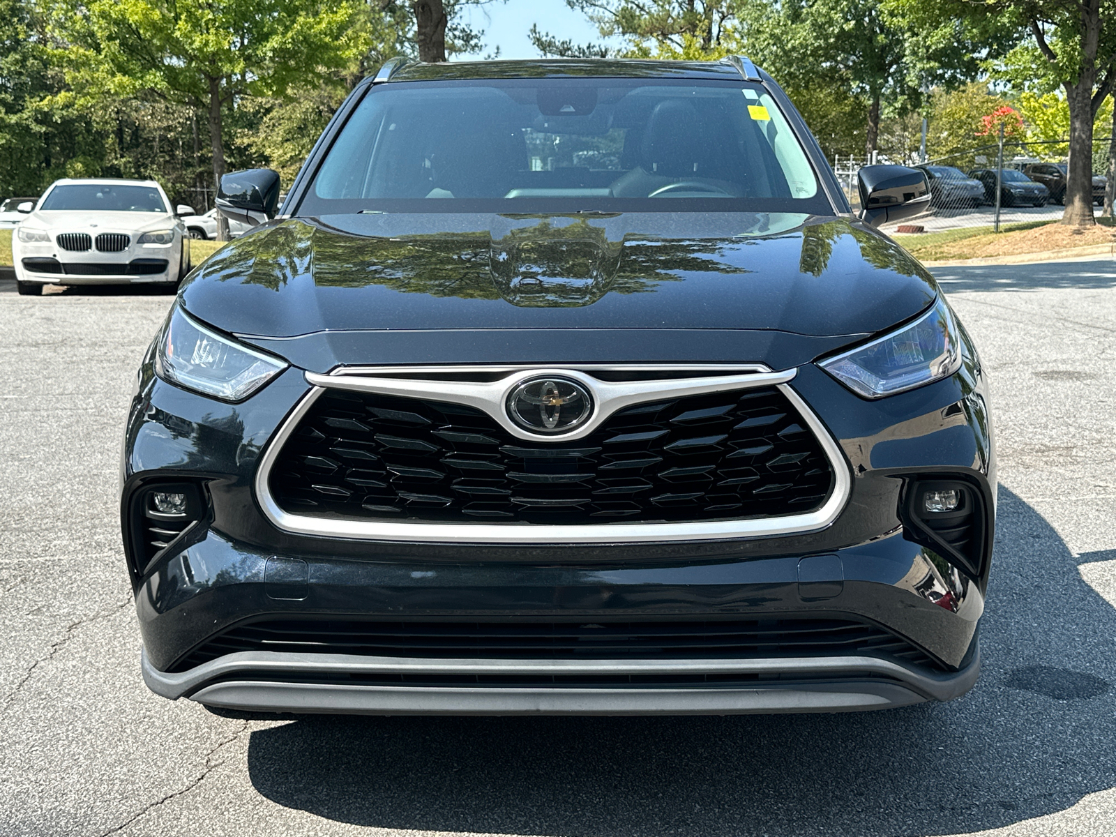 2020 Toyota Highlander XLE 2